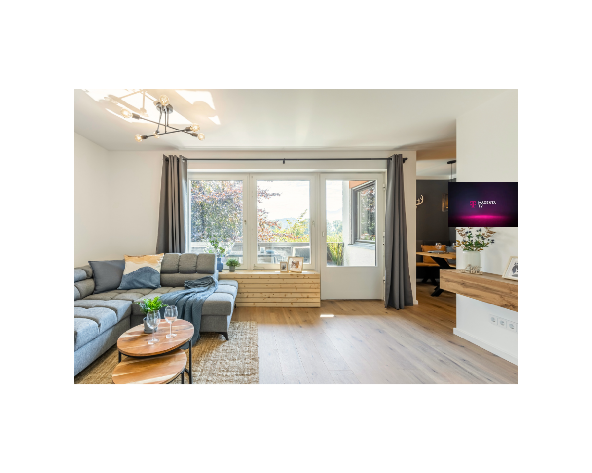 Smart-TV mit Magenta TV im Wohnbereich